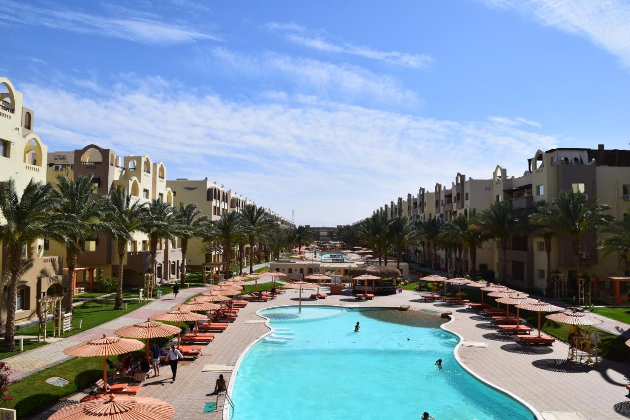 Comfortable Studio In Hotel Karma With Private Beach And Pools Family Only Or Female Χουργκάντα Εξωτερικό φωτογραφία